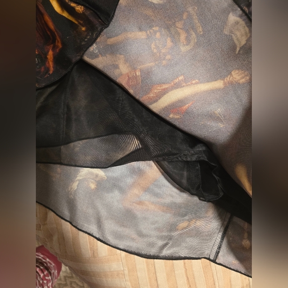 D&G skirt with epic print. Size 44 European - Picture 9 of 16